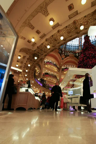 Weihnachtsbaumschmuck Der Stadt Lafayette Paris — Stockfoto