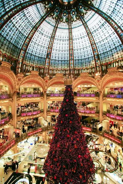 Karácsonyfa Dekoráció Városban Lafayette Párizsban — Stock Fotó