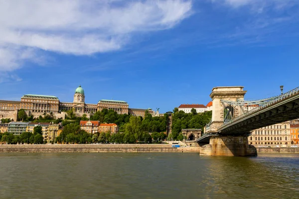 Budapest Hungary 2018 Budapeşte Manzarası Bir Nehir Gezisinden Şehir Boyunca — Stok fotoğraf