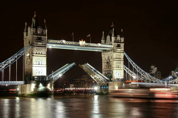 Tower Bridge London Die Brücke Überquert Die Themse Der Nähe — Stockfoto