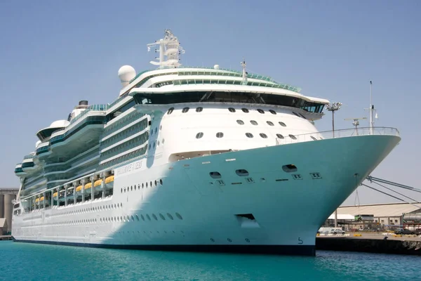 Cruise Ship Sea — Stock Photo, Image