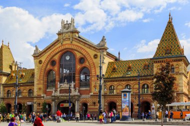 Budapeşte şehrinin sokak manzarası ve mimarisi 