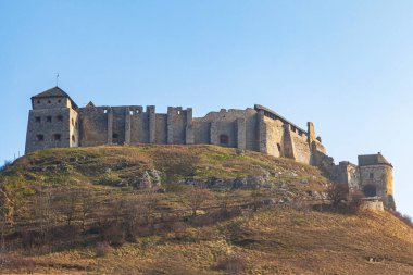 Macaristan 'daki Smeg Kalesi, şehir merkezinden manzara.
