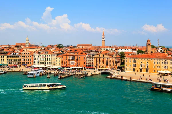 Venice Itália Maio 2014 Cityscape Venice Vista Navio Cruzeiro Mar — Fotografia de Stock