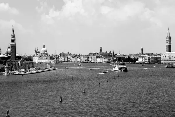 Venice Olaszország Május 2014 Velencei Városkép Kilátás Sétahajóról Adriai Tengeren — Stock Fotó