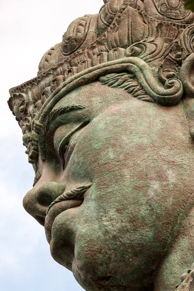 Tayland Şehrinde Buda Heykeli — Stok fotoğraf