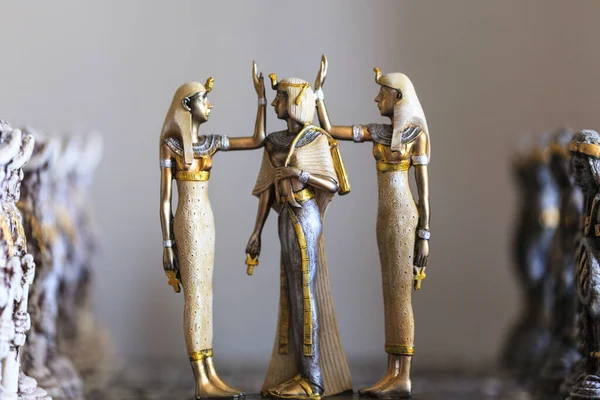 Souvenir Sculptures Egyptian Queen Pharaoh — Stock Photo, Image