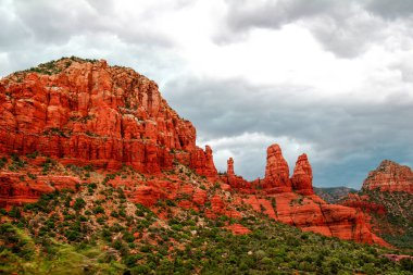 Utah 'taki büyük kanyonun güzel manzarası.