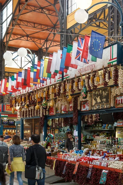 Лондон Объединенный Кингдом Circa September 2016 Туристы Гуляющие Рынку Города — стоковое фото