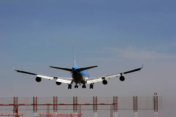 Aereo Che Vola Nel Cielo — Foto Stock