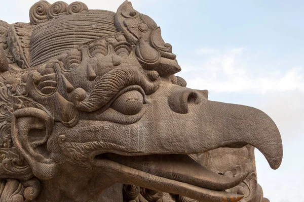 Escultura Una Estatua León Templo Pared Sagrada —  Fotos de Stock