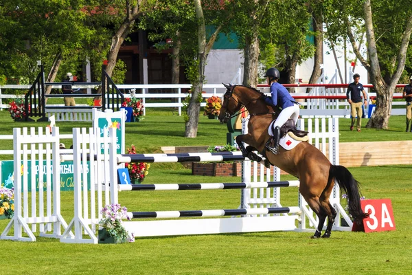 Spruce Meadows International hors jumping competition, — Stock Photo, Image