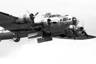 b-17 bombardıman uçağı