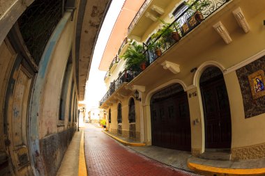 Sokak eski Panama City de yürümek