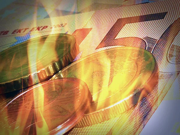 Euro in Flammen — Stockfoto