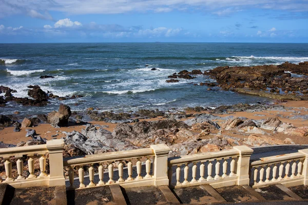 Balaustrada da costa oceânica — Fotografia de Stock