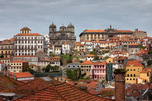 Stadens silhuett av Porto i Portugal — Stockfoto