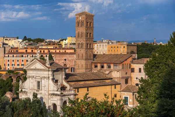 Ciudad Roma Italia Paisaje Urbano Con Basílica Santa Francesca Romana —  Fotos de Stock