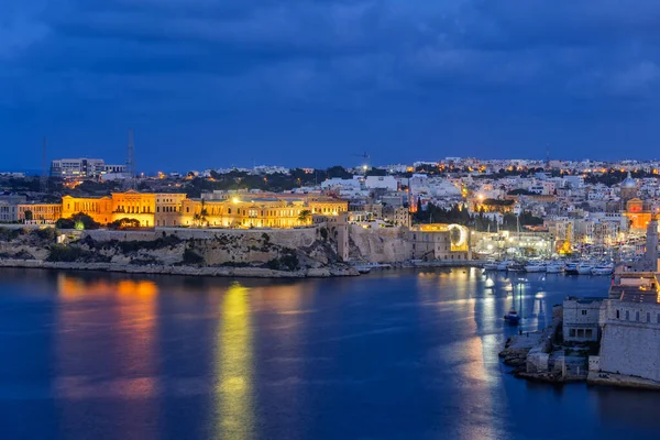 Gece Malta Kalkara Köyü Marinası — Stok fotoğraf