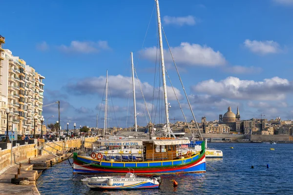 Sliema Valletta Malta Ottobre 2019 Crociere Nel Porto Marmsamxett Lungomare — Foto Stock