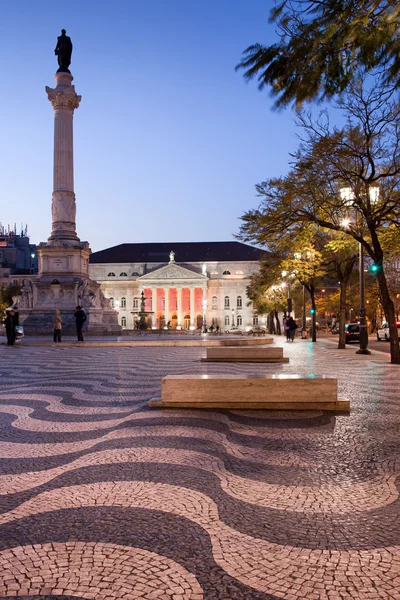 Plaza Rossio al anochecer en Lisboa — Foto de Stock