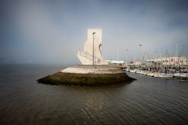 Monumento a los Descubrimientos en Lisboa —  Fotos de Stock