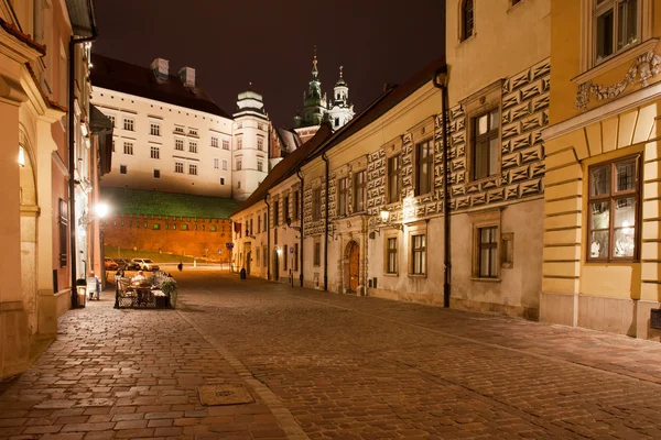 Ulica Kanonicza w Krakowie nocą — Zdjęcie stockowe