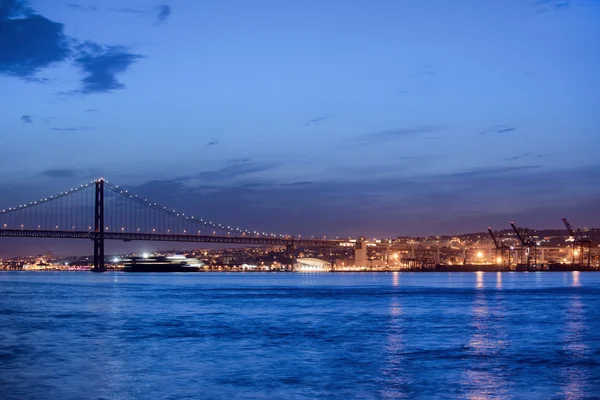 Lisbon River View at Night — Stock Photo, Image