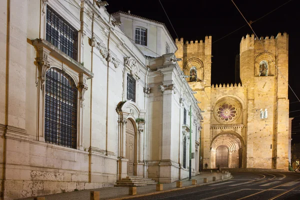 Kathedrale von Lissabon bei Nacht in portugal — Stockfoto