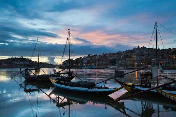 Ciudad de Oporto por la noche — Foto de Stock