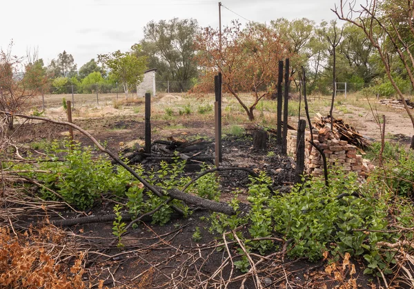 Charred ruins and remains — Stock Photo, Image