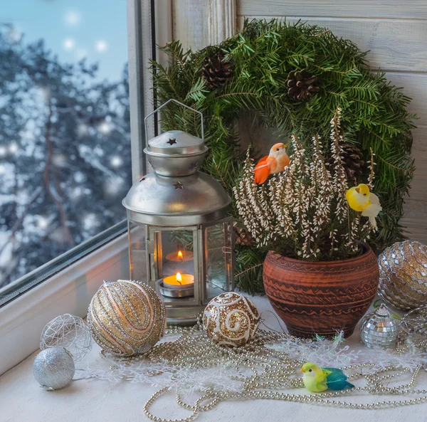 Christmas decorations on the window — Stock Photo, Image