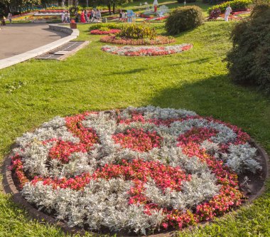 Çiçek Sergisi kompozisyonu