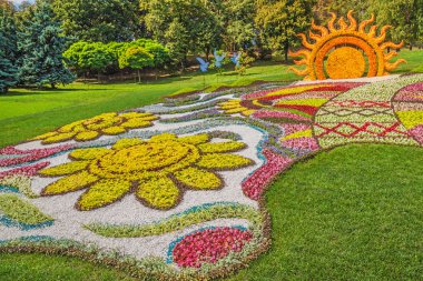 çiçek peyzaj park Kiev'de göster: