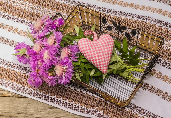 Bouquet of  cornflowers and heart — Stock Photo, Image