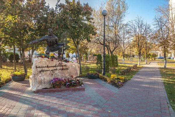 Memorial sign to fallen soldiers — Stock Photo, Image