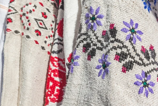 Fragment de broderie ukrainienne — Photo