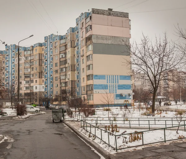 Yard in winter in Kiev — Stock Photo, Image