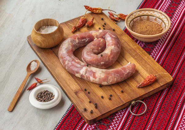 Ring der Wurst mit Gewürzen — Stockfoto