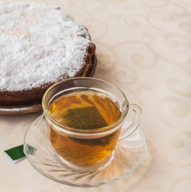 Fincan çay ve kabak pasta