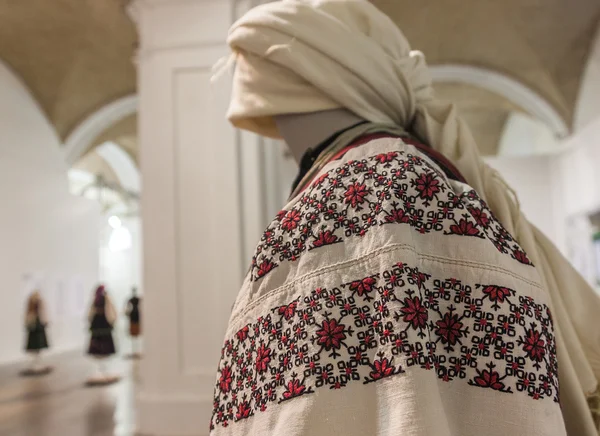 Exhibition of national clothing — Stock Photo, Image