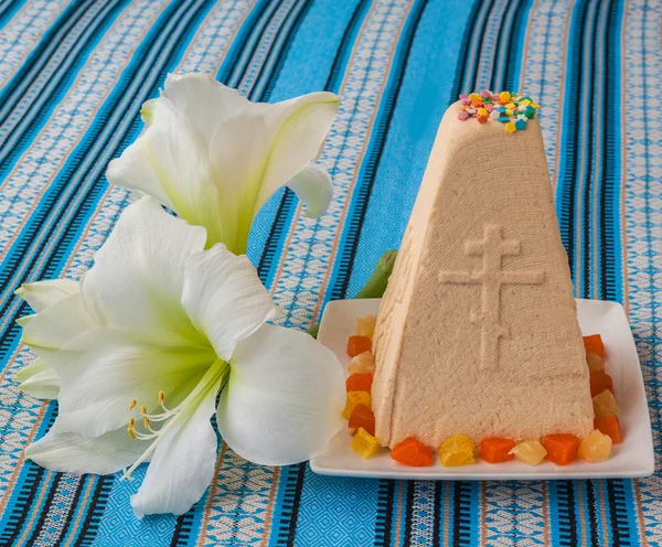 Traditional curd Easter cake — Stock Photo, Image