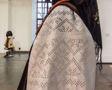 Sergilenen kompleksleri Ukrayna giyim