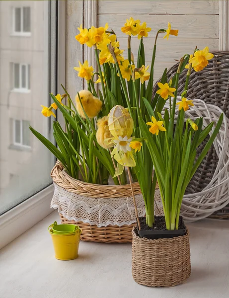 Easter decoration on the window — Stock Photo, Image