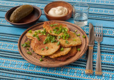 ev yapımı patates gözlemesi (draniks)