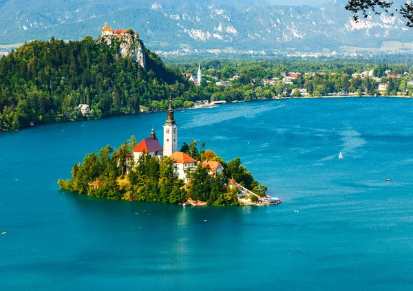 Panoramautsikt över sjön bled, Slovenien — Stockfoto