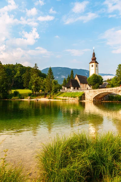 Kirche des Heiligen Johannes des Täufers, Bohinjer See — Stockfoto