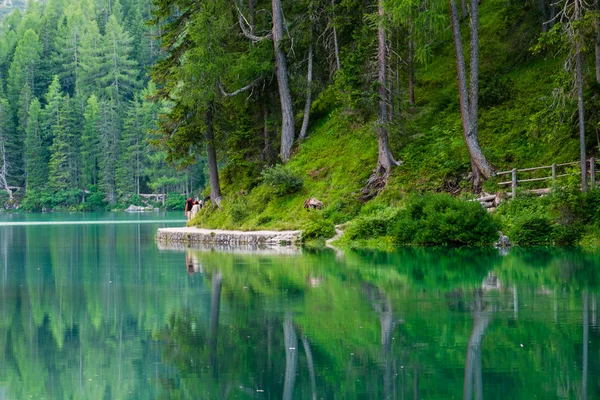 Braies Lake in Dolomites mountains — Stock Photo, Image