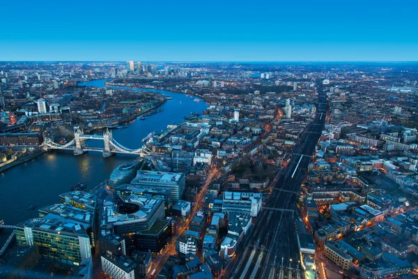 Letecký pohled na Londýn s Tower Bridge — Stock fotografie