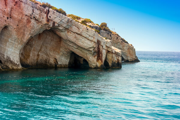 Голубые пещеры
